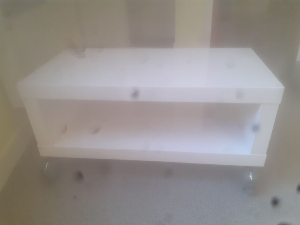 petite table disin � roulette 80 Niort (79)