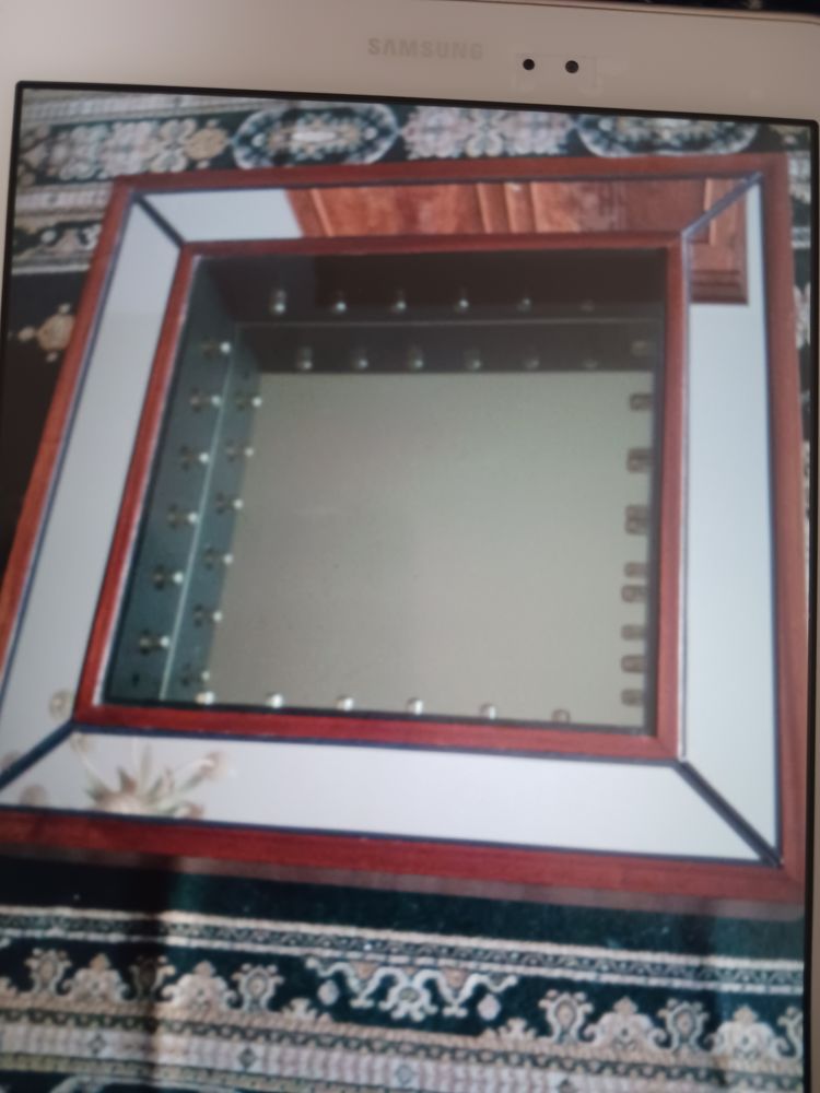 Petite table lumineuse de salon 150 Carri�res-sous-Poissy (78)