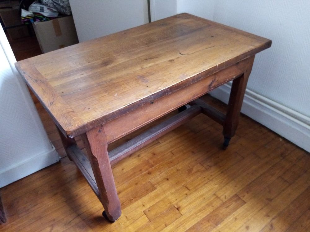 Petite table roulante en ch�ne 80 Louvigny (14)