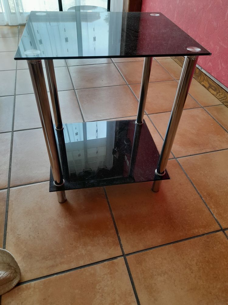 petite table de salon 20 Labrugui�re (81)