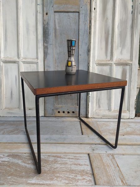 Petite Table Volante Pierre Guariche 1950 250 Loches (37)