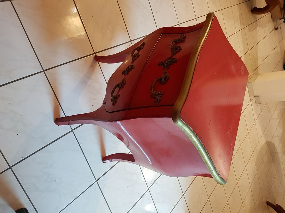 Petite Table 80 La Possession (97)