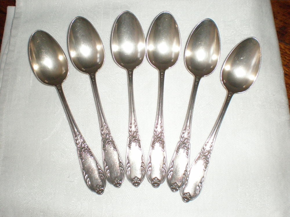 petites cuill�res anciennes 15 Neublans-Abergement (39)