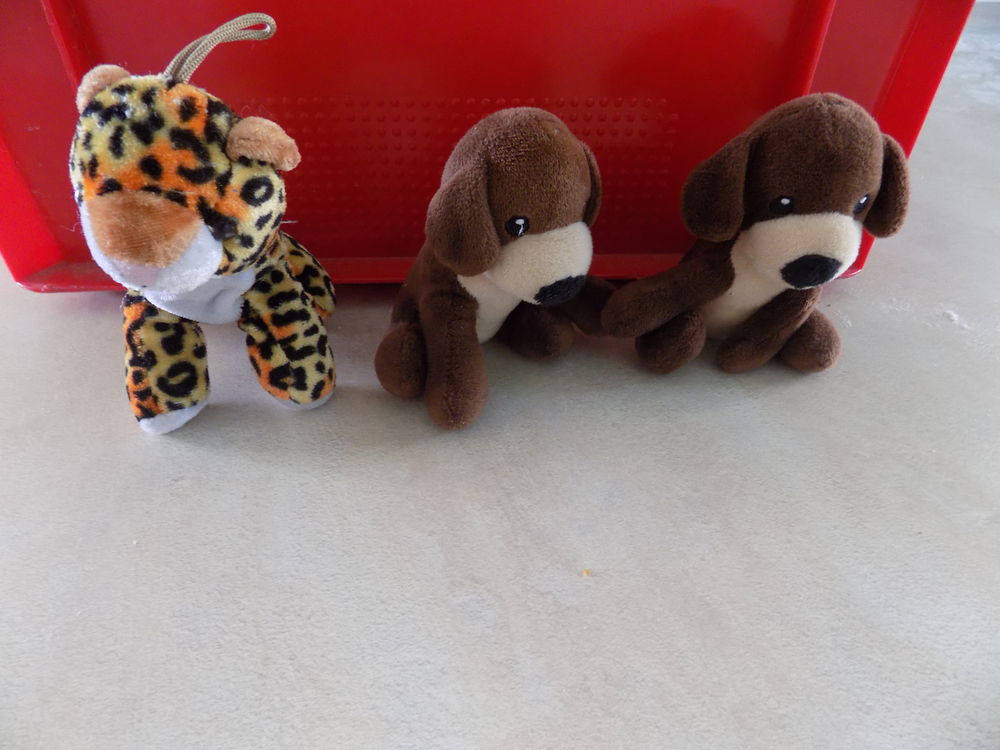 3 petites peluches 1 La Motte-d'Aveillans (38)