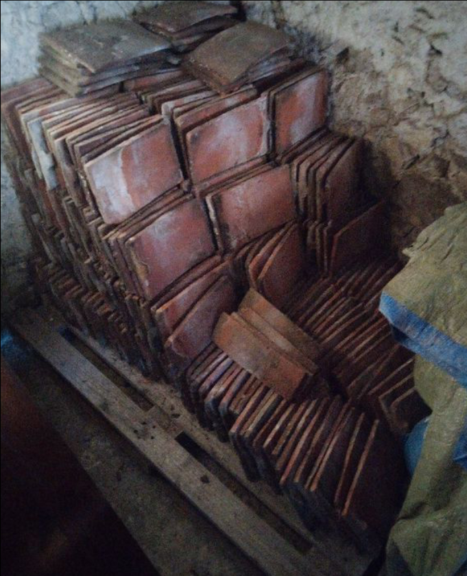 Petites tuiles 100 Saint-Menoux (03)