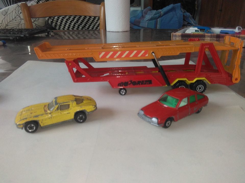 PETITES VOITURES DIVERS ann�e 70/80
1 Amiens (80)