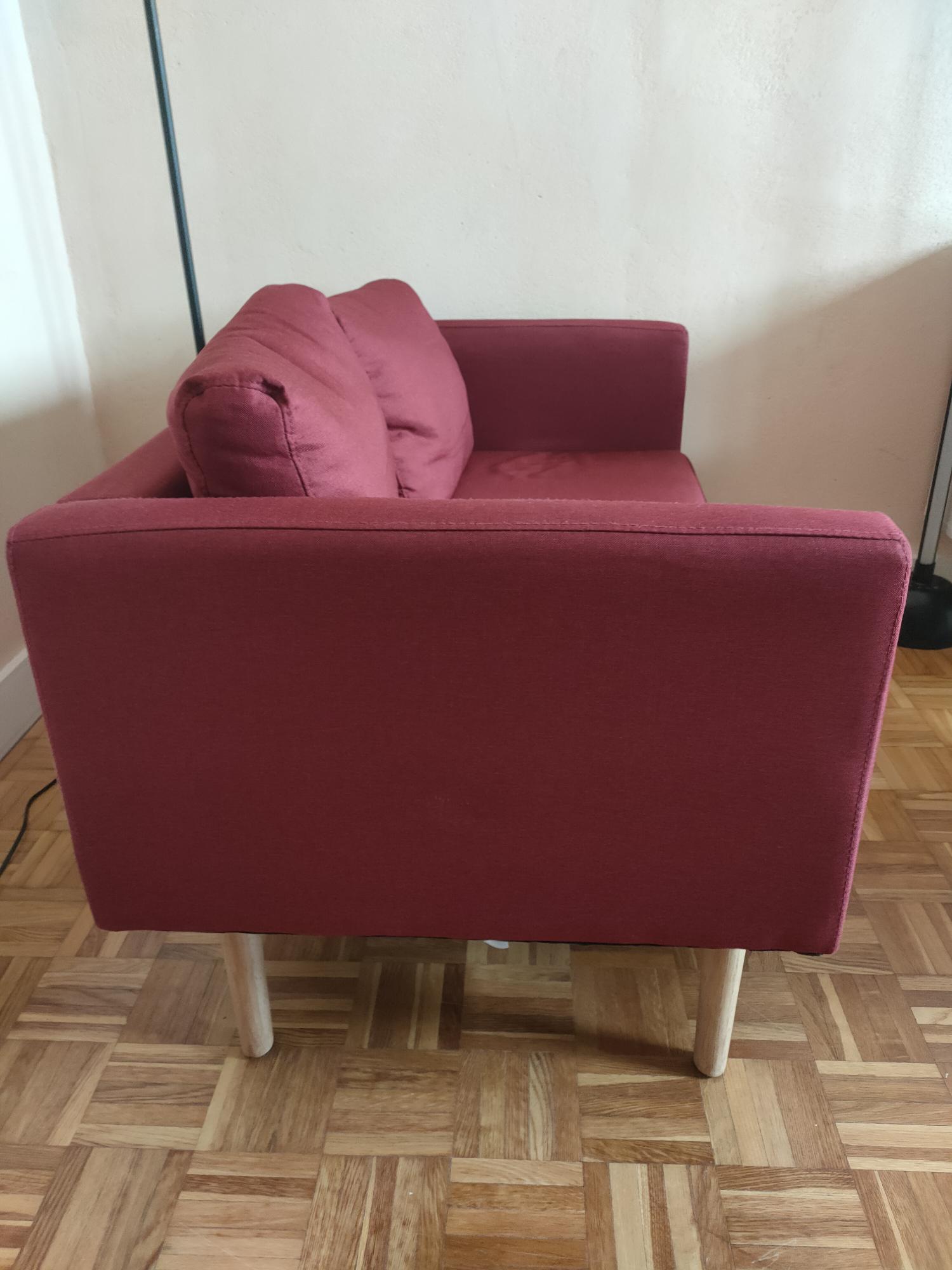 2 petits canap�s 350 Paris 13 (75)