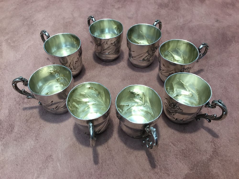 Petits godets � liqueur 36 Beno�tville (50)