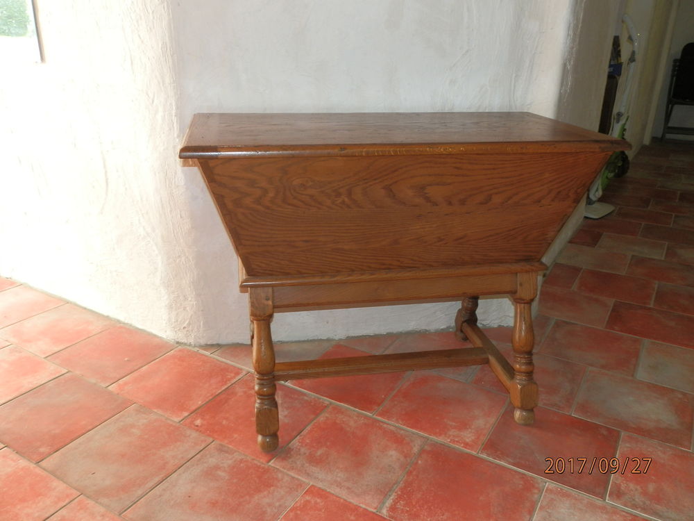 P�trin en ch�ne massif 60 Saint-�tienne-en-Bresse (71)