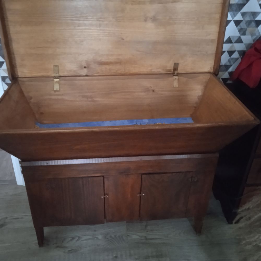 Petrin 111 cm de long et 80 cm en hauteur 2 portes ouverture 110 Chanas (38)