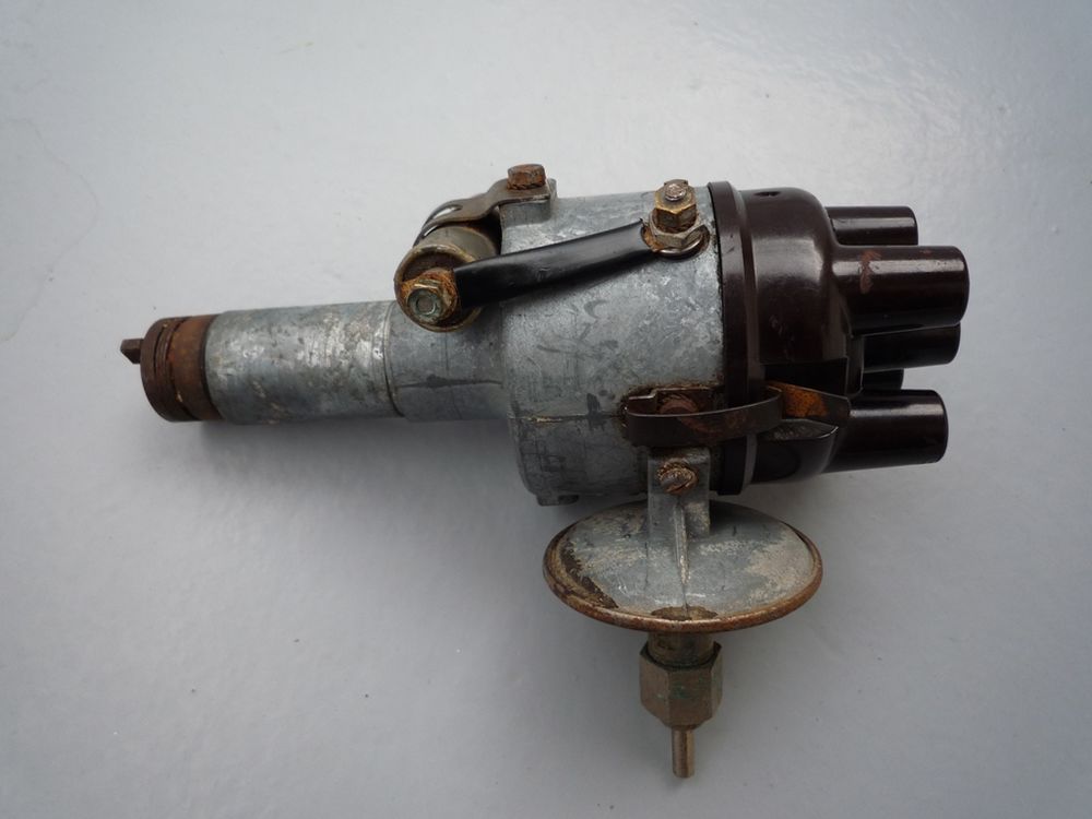 PEUGEOT 403 - Allumeur SEV 20 Paris 13 (75)