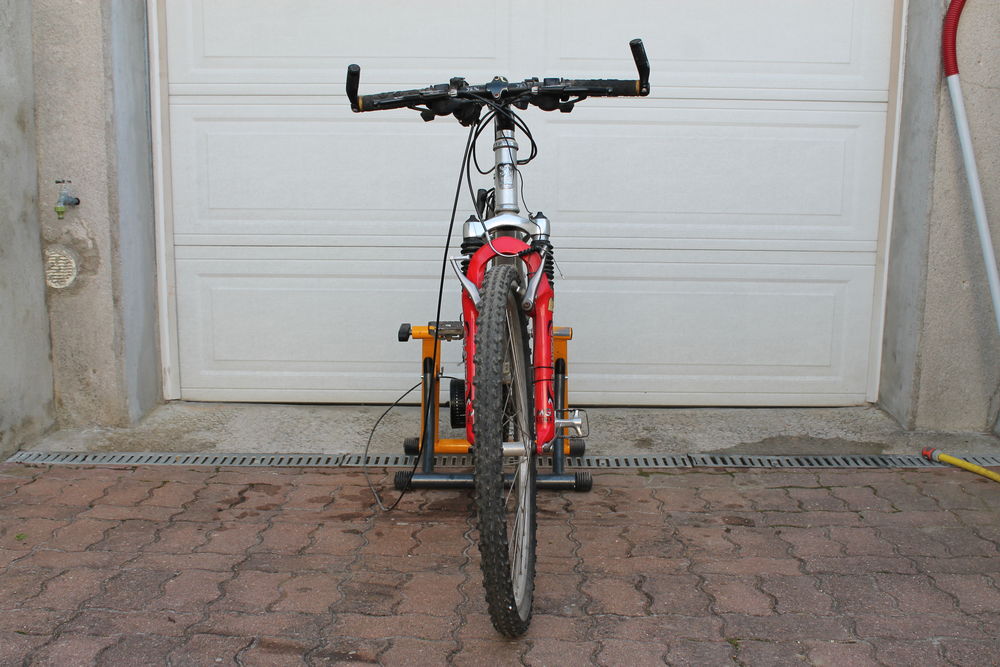 VTT PEUGEOT AVEC  HOME TRAINER 
150 Corbeilles (45)