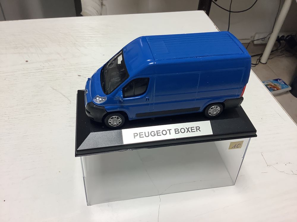 PEUGEOT BOXER voiture miniature 10 Alès (30)