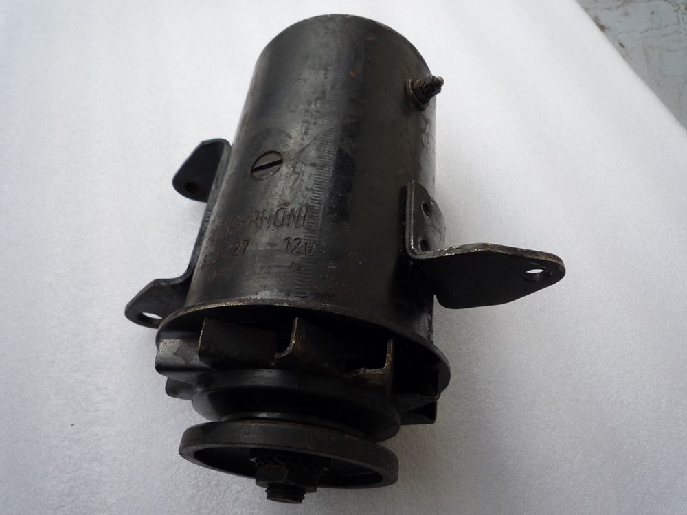 PEUGEOT 403 404 - Dynamo 12 V 40 Paris 13 (75)