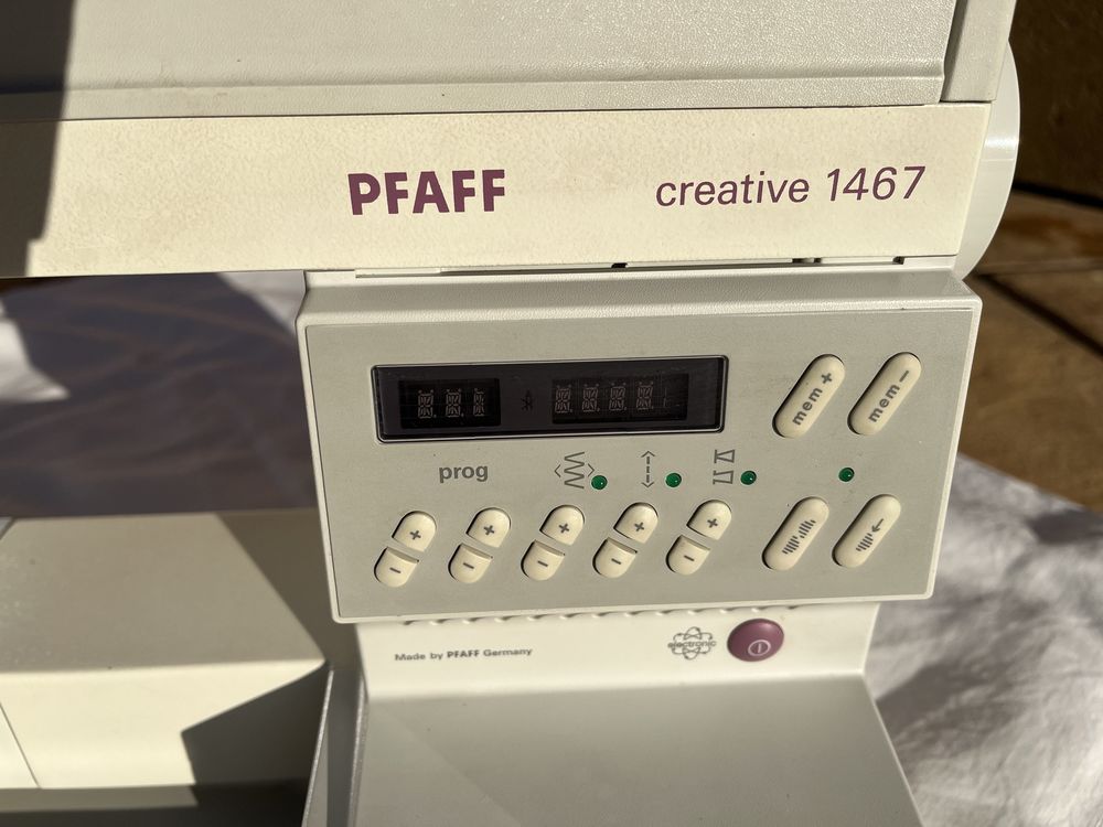 PFAFF machine à Coudre créative 1467 480 Bouc-Bel-Air (13)