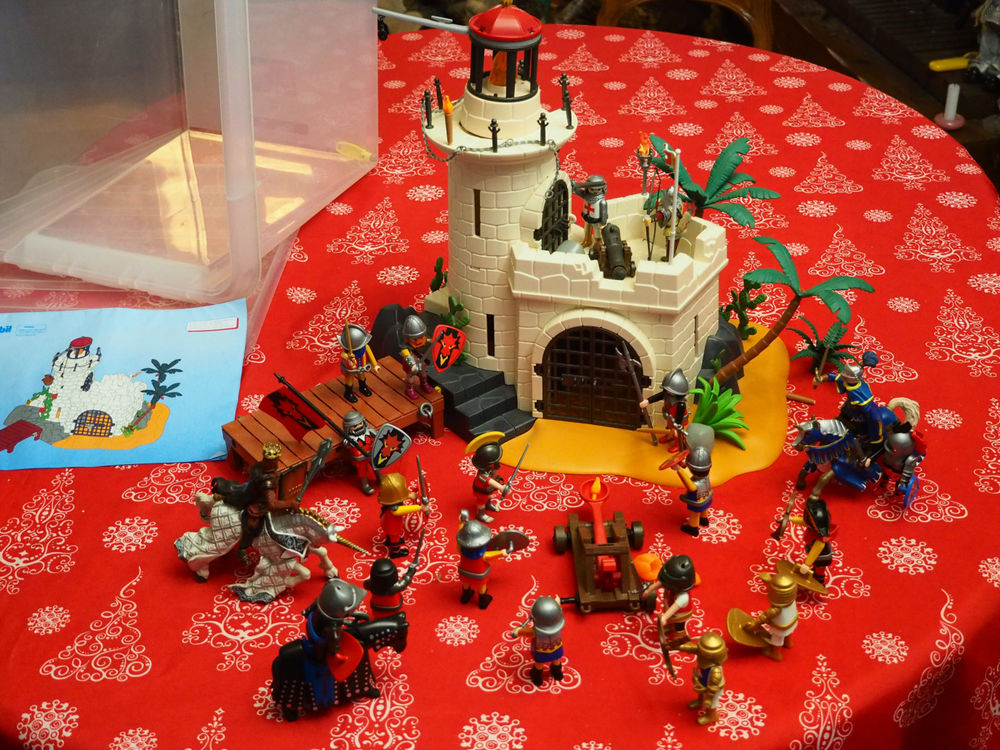 Phare fortifi� Playmobil 50 Bondy (93)