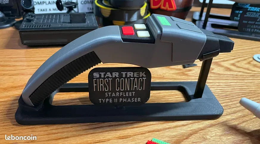 Phaser  Boomerang  - Star Trek : Premier Contact Star Trek ' 36 Villeneuve-Saint-Georges (94)