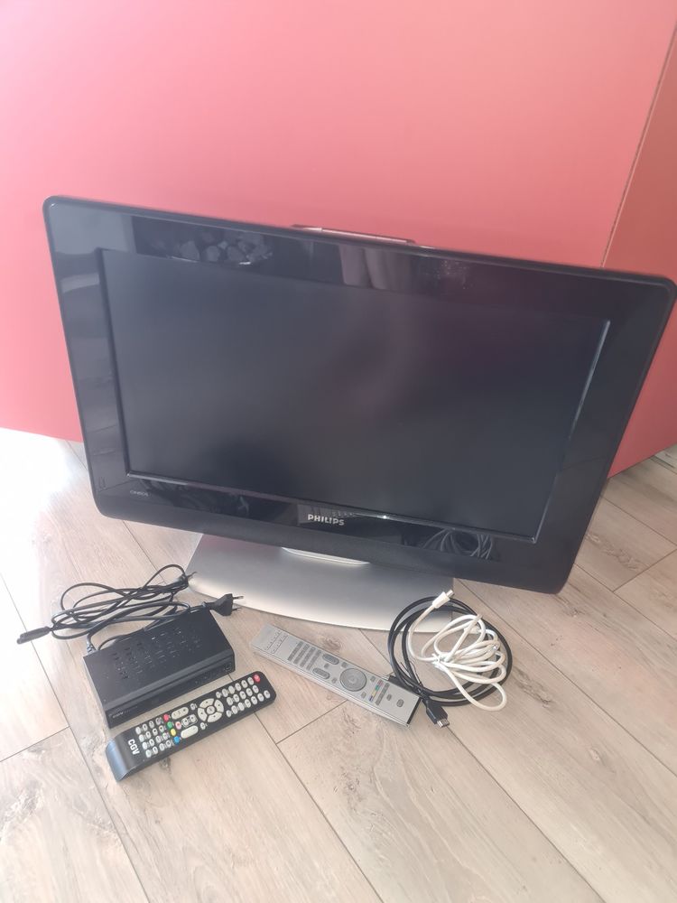 TV PHILIPS 66cm et d�codeur TNT 30 Le Cap D Agde (34)