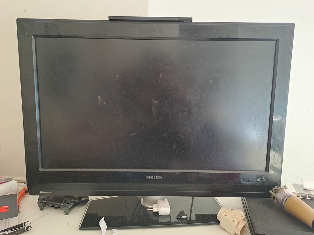 Tv philips 80cm 40 Digne-les-Bains (04)