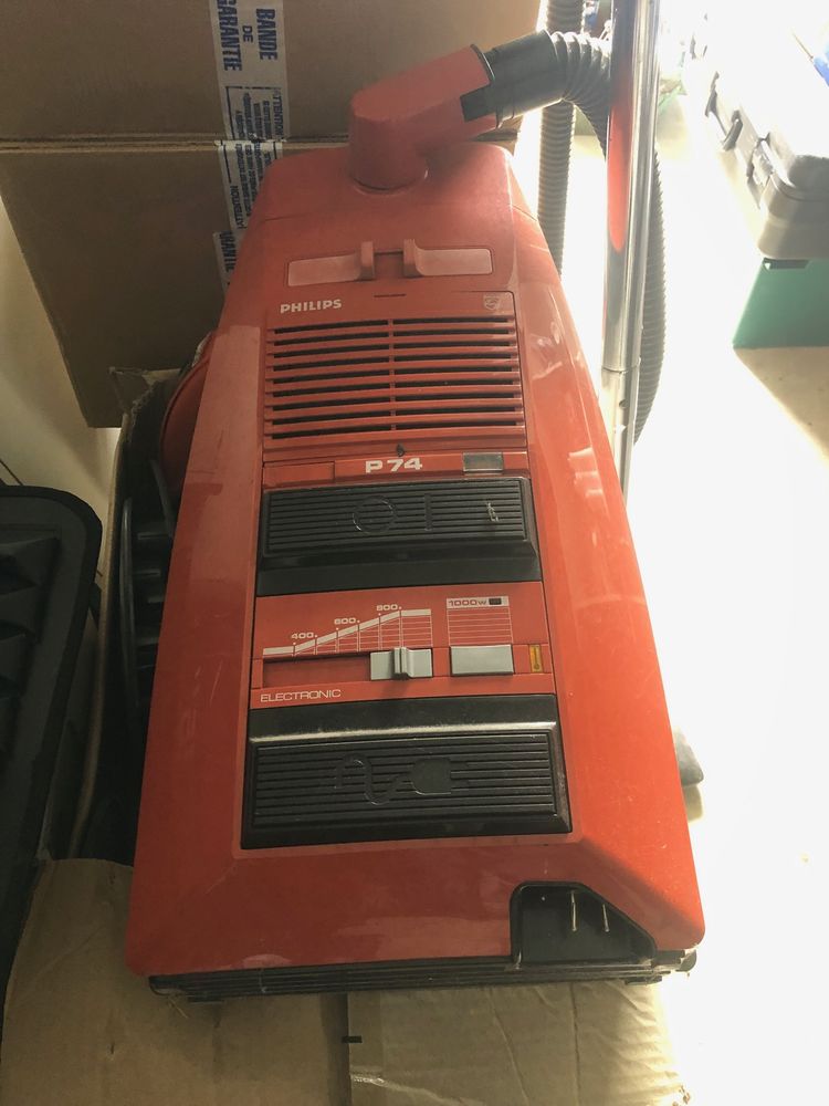PHILIPS P74 Aspirateur Vintage 1er main 90 Montarnaud (34)