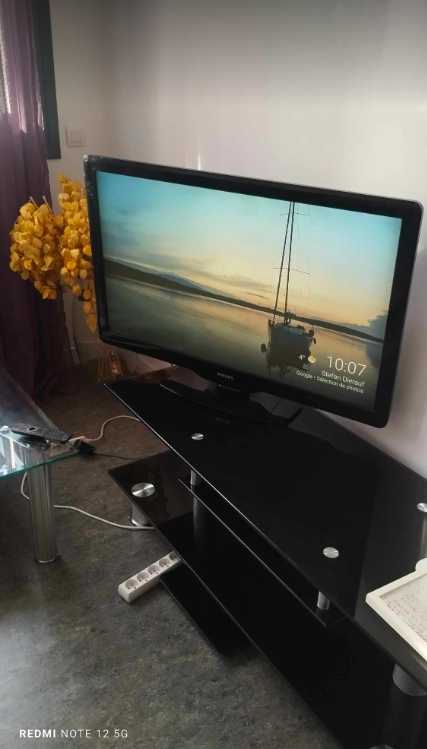  TV Philips �cran plat 40 pouces en parfait �tat  170 Lyon 8 (69)