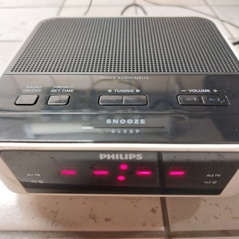 PHILIPS - RADIO REVEIL 12 L'Isle-d'Abeau (38)