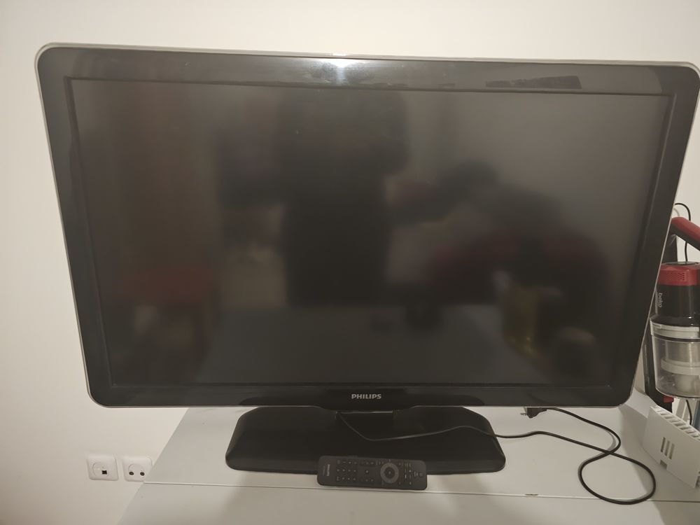 Tv Philips + t�l�commande 20 Ivry-sur-Seine (94)