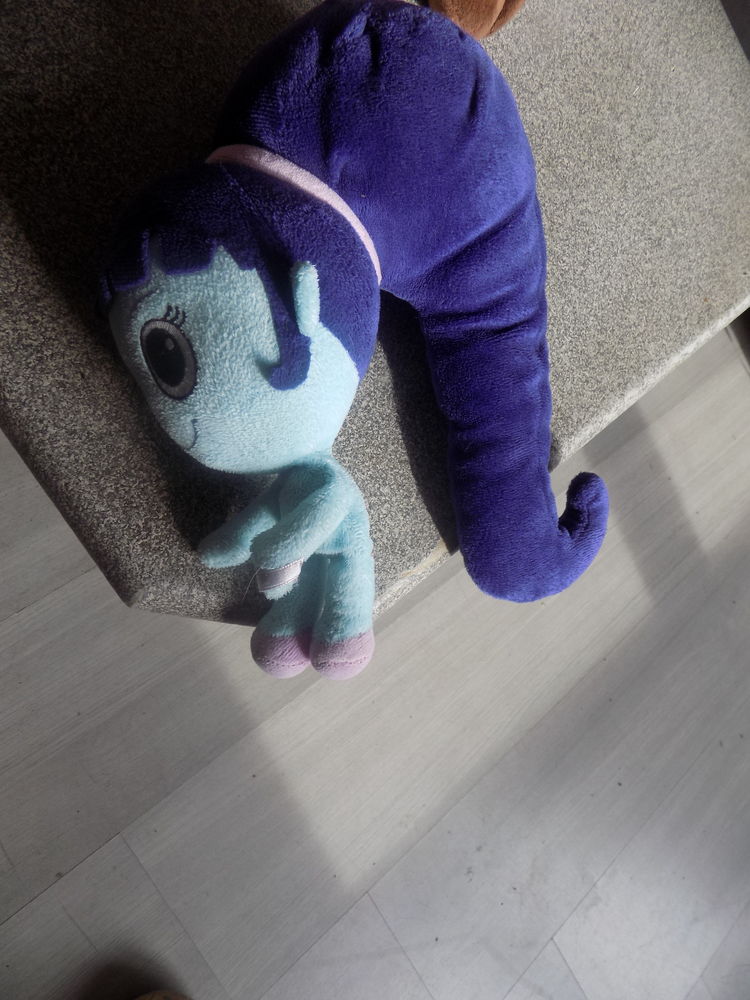 Phoebe peluche 2 La Motte-d'Aveillans (38)