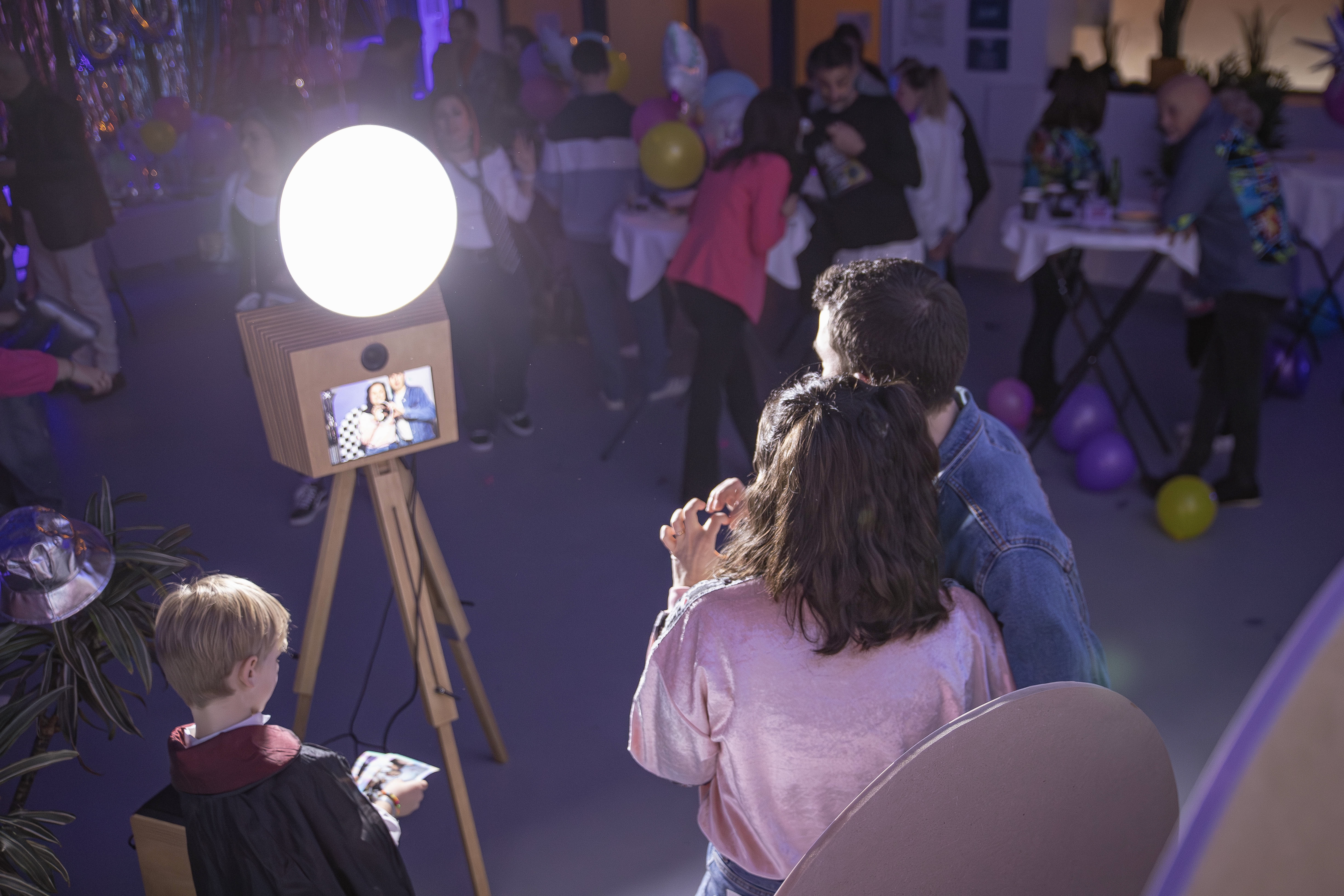 Photobooth en bois  La Trombinette  ? Parfait pour 6000 Irigny (69)