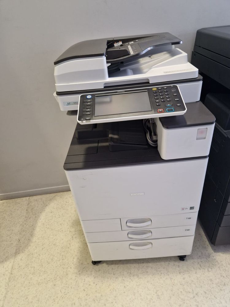 Photocopieur ricoh MP C 3003 600 Bourg-en-Bresse (01)