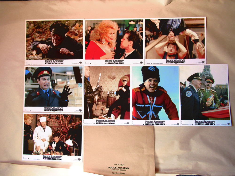 Jeu de 8 photos d'exploitation cin�ma POLICE ACADEMY MISSION 16 Curtafond (01)