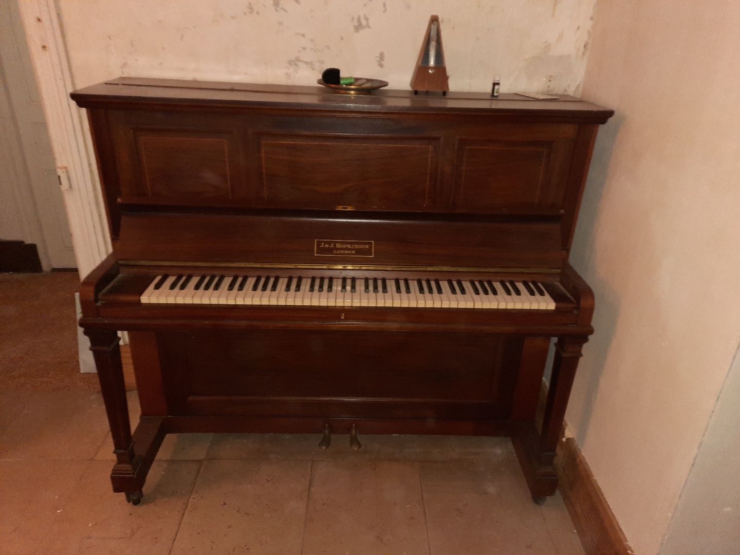 PIANO ANCIEN 80 Varois-et-Chaignot (21)