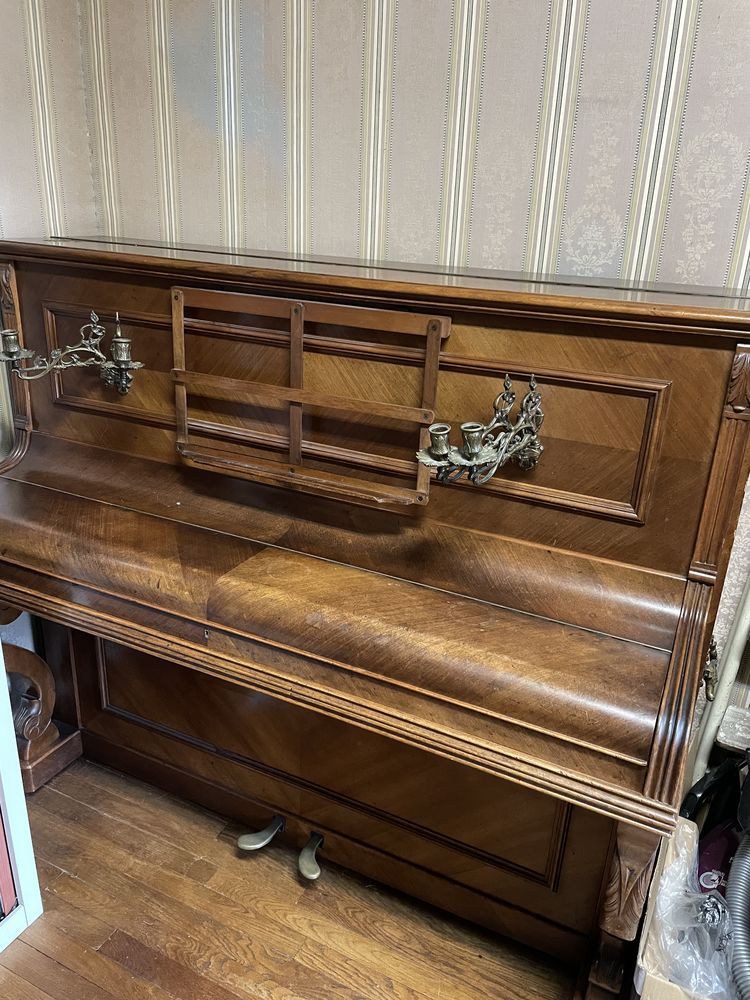 Piano droit ann�es 1920 0 Nogent-sur-Marne (94)