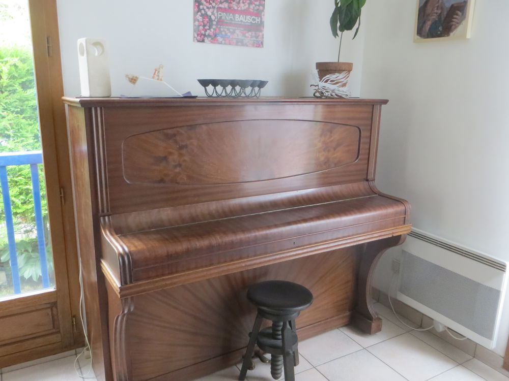 Piano droit Erard 0 Noisy-le-Grand (93)