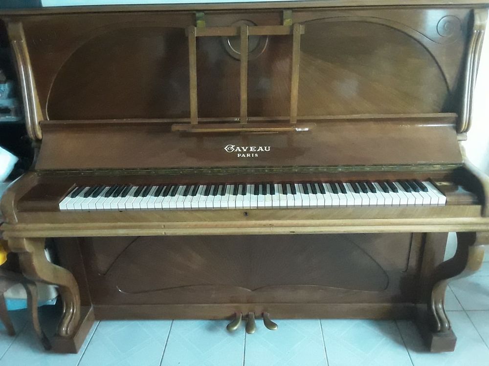 Piano droit Gaveau 4000 �chirolles (38)