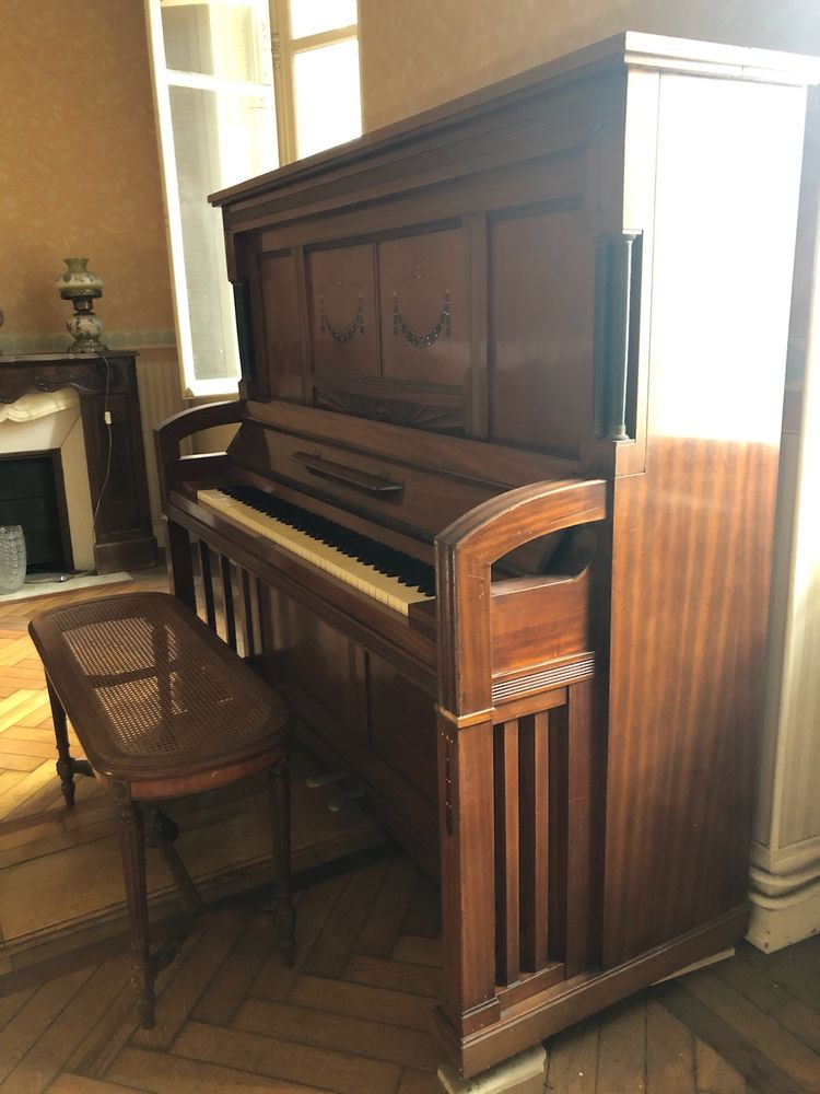 piano droit de marque allemande Philipps Duca. 1500 Saint-Martin-V�subie (06)