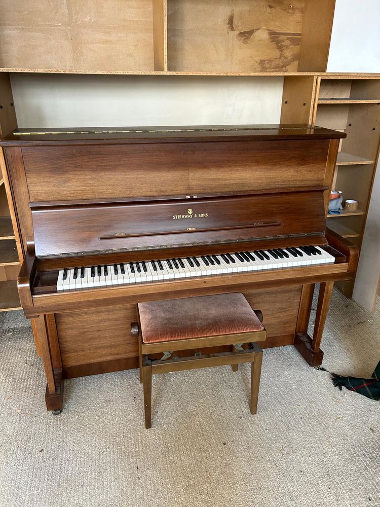 Piano droit Steinway & Sons 15000 Paris 13 (75)