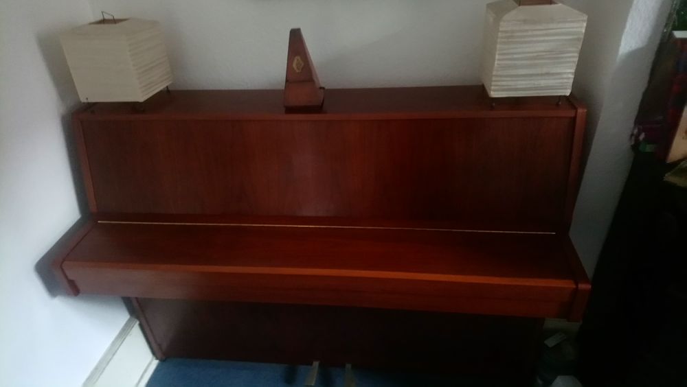 Piano droit YAMAHA 1800 Strasbourg (67)