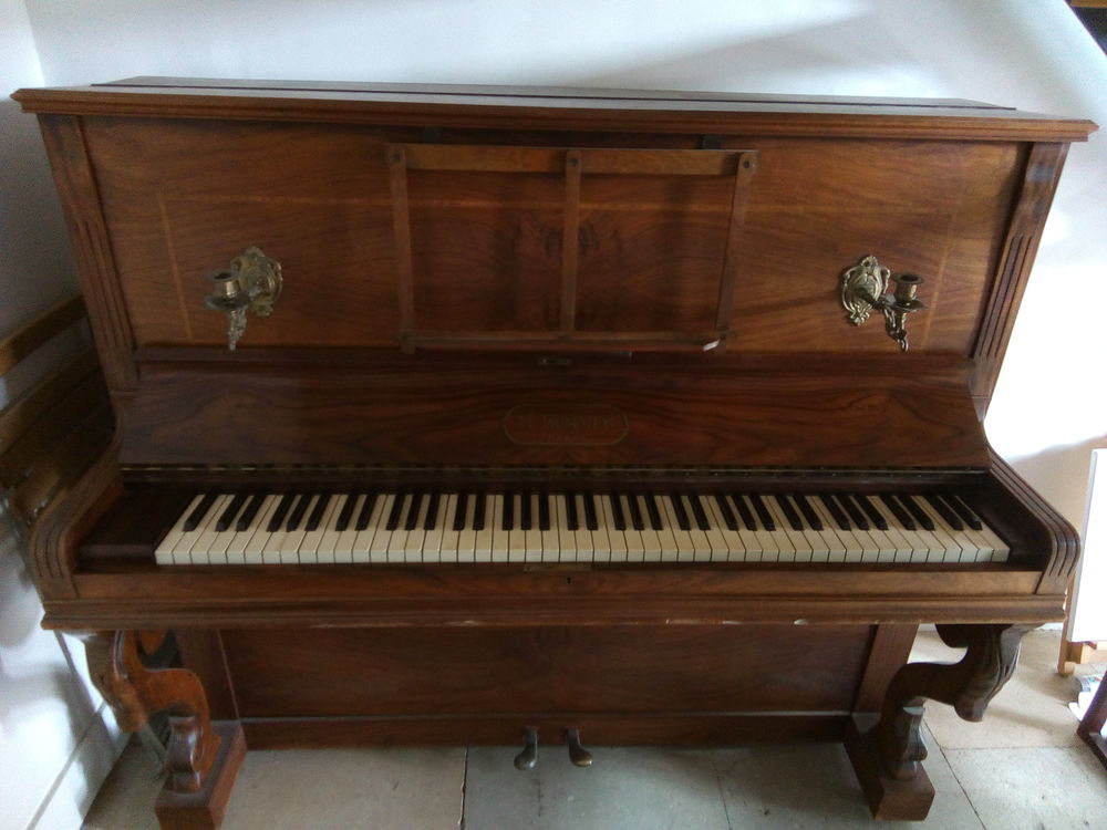 piano droit 200 Montpellier (34)