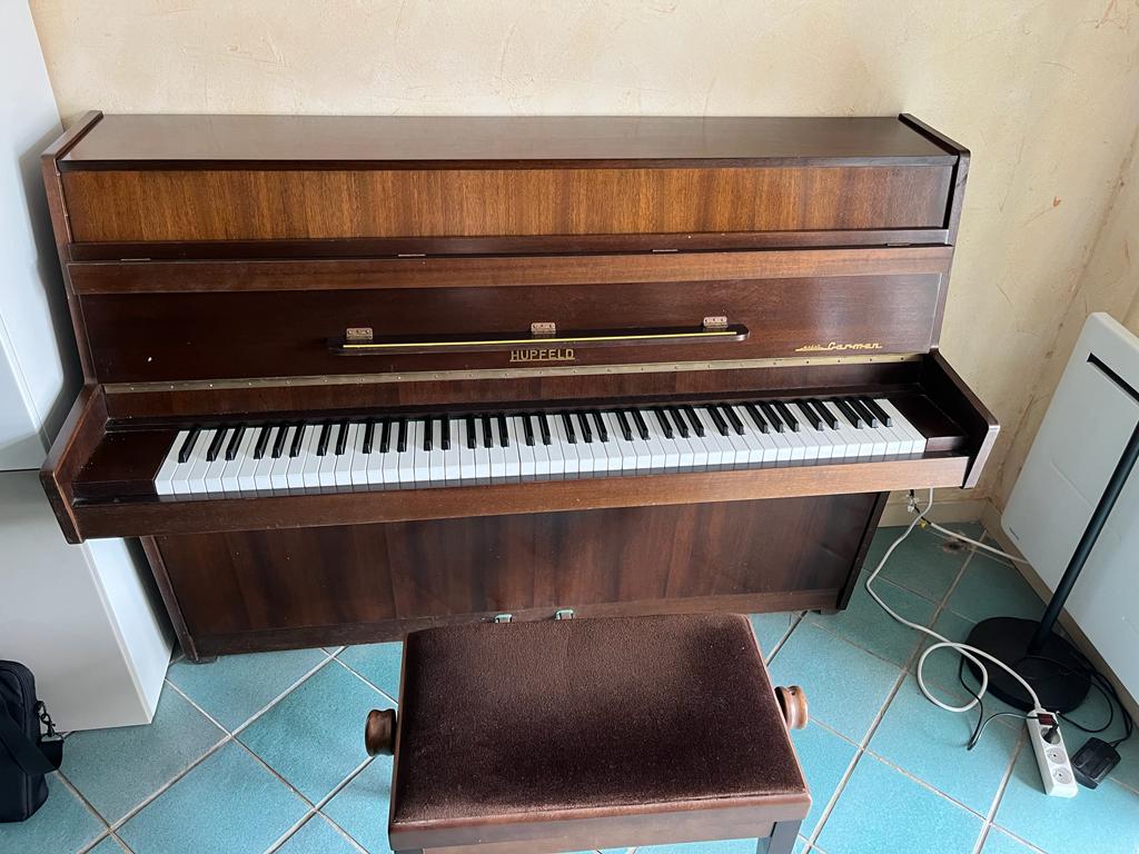 PIANO DROIT 450 Villeneuve-l�s-Maguelone (34)