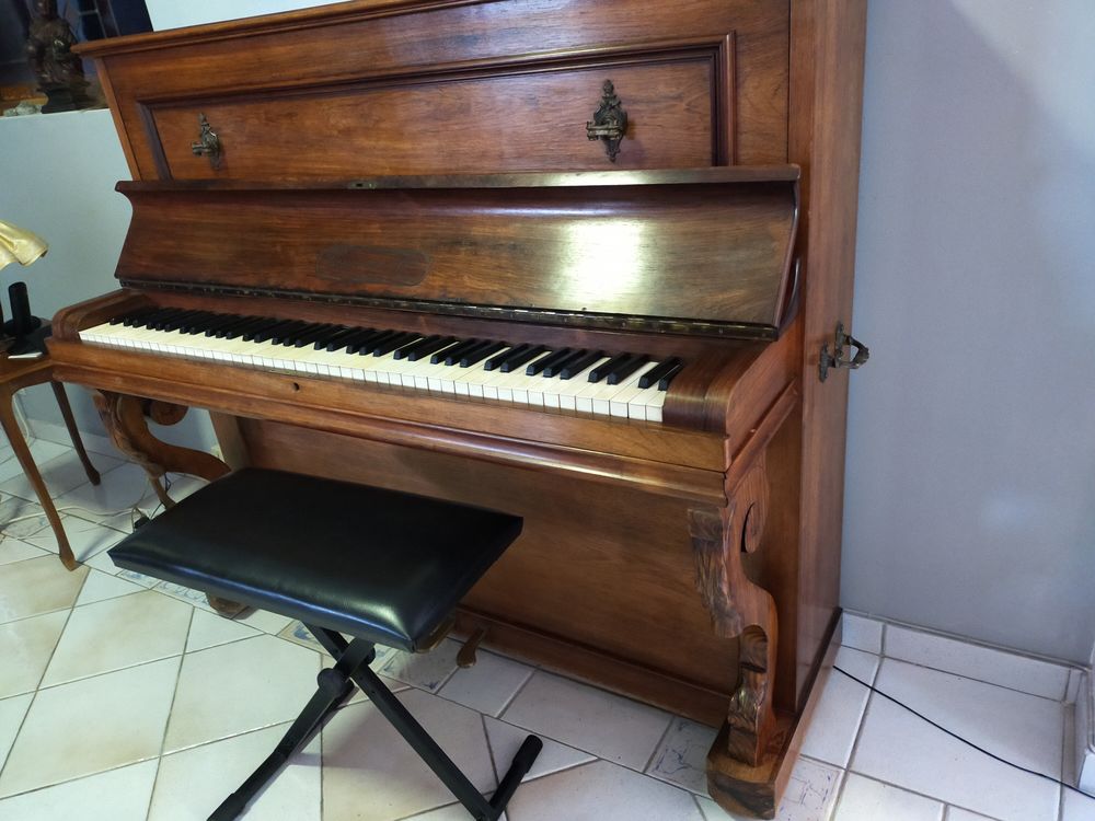 Piano d'étude COUESNON et Cie très beau AVIGNON 84 300 Avignon (84)