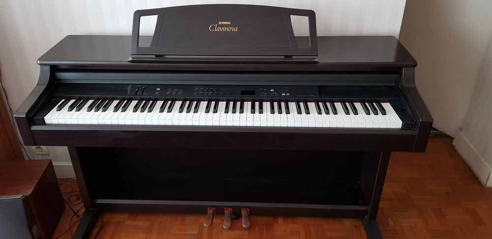 Piano num&eacute;rique Clavinova CLP-860, tr&egrave;s bon &eacute;tat Instruments de musique