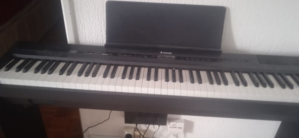 Piano num�rique Donner 300 Br�tigny-sur-Orge (91)