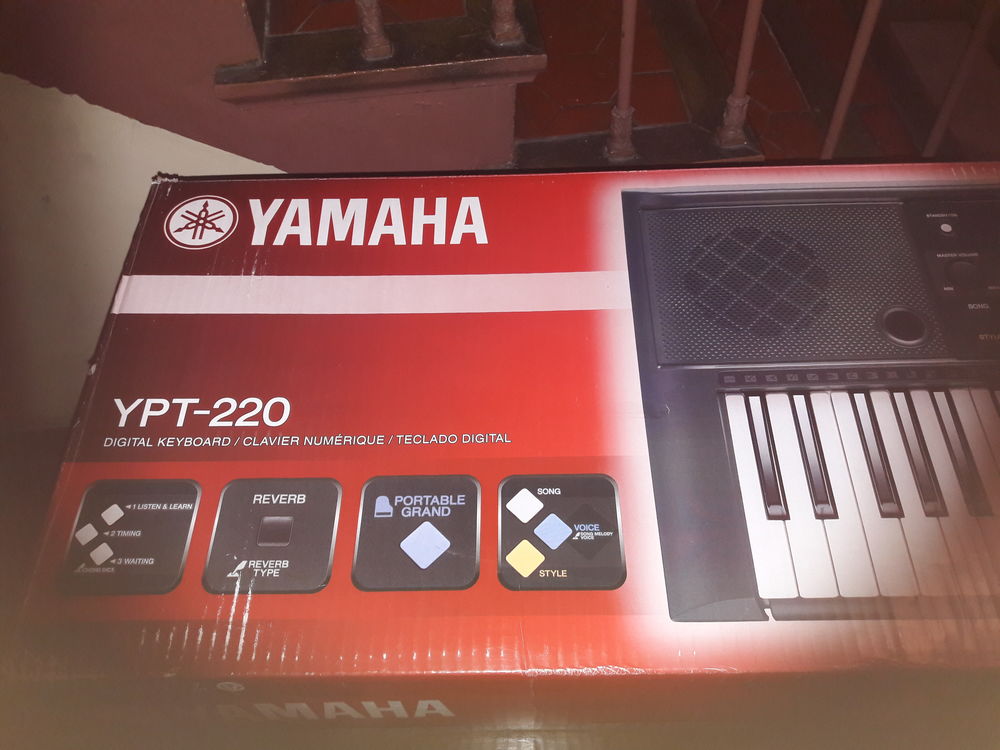 piano num�rique YAMAHA 0 Marseille 1 (13)