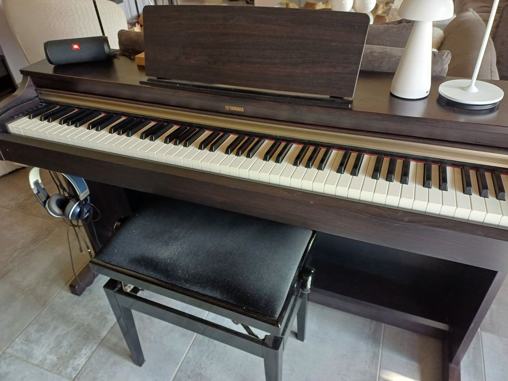 Piano num�rique 620 Gaillac (81)