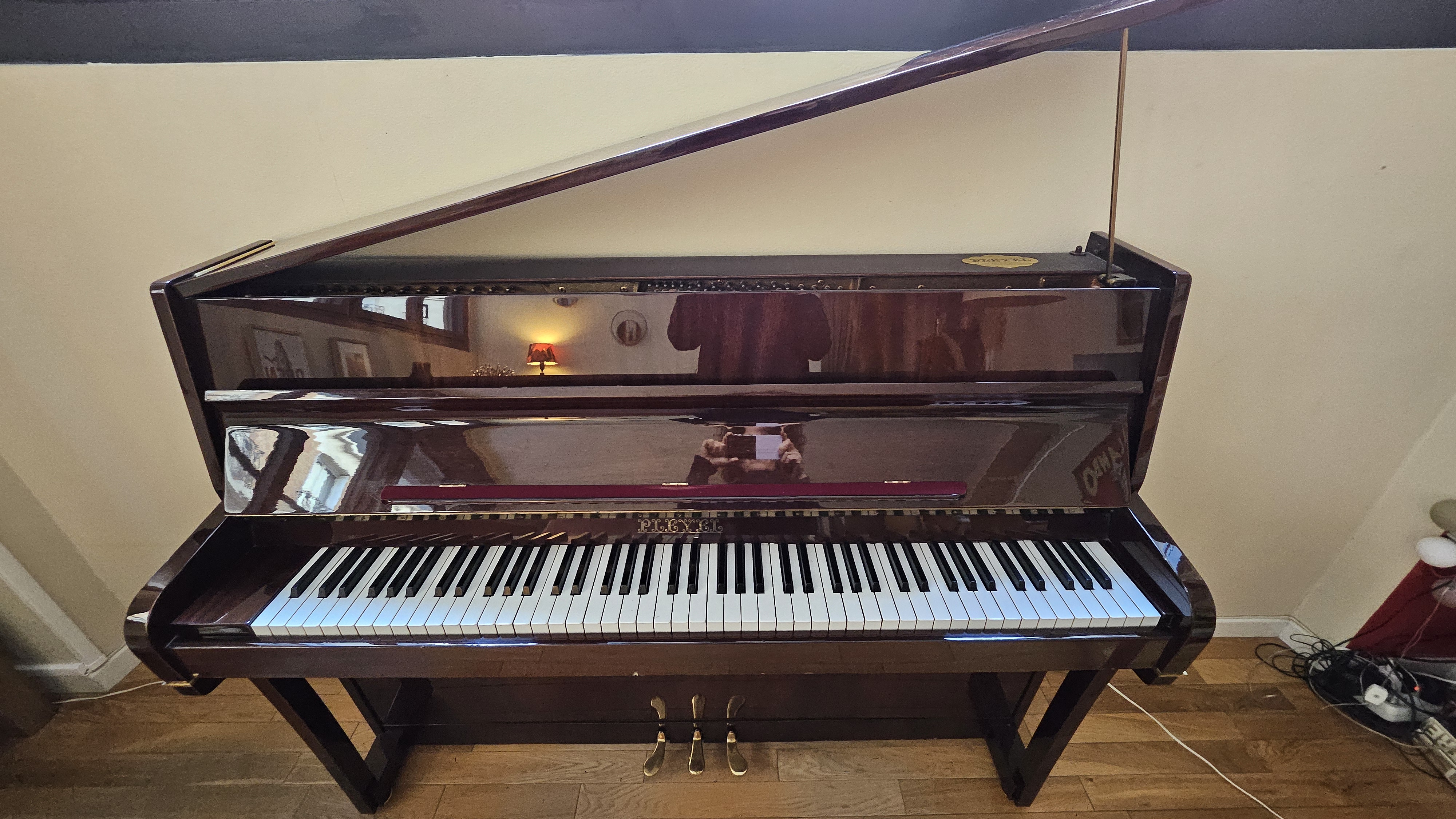 Piano Pleyel Marigny - Noyer fonc� brillant 2700 Rouen (76)