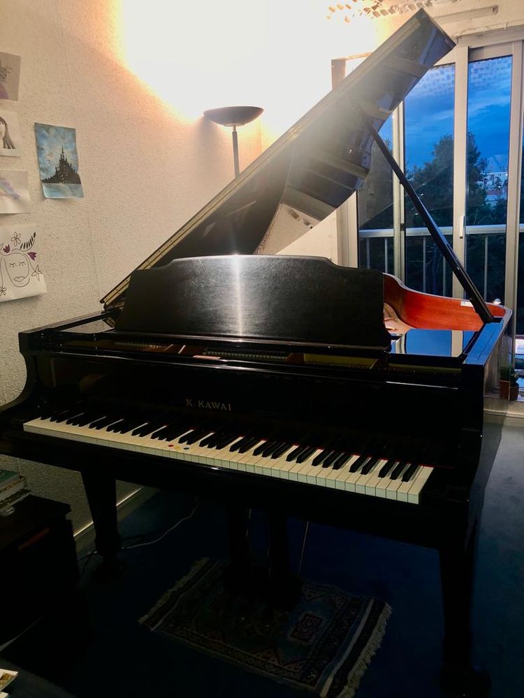 piano à queue de marque Kawai 8500 Issy-les-Moulineaux (92)