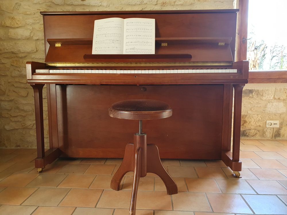 piano SAMICK S 118 0 Sainte-Nathal�ne (24)