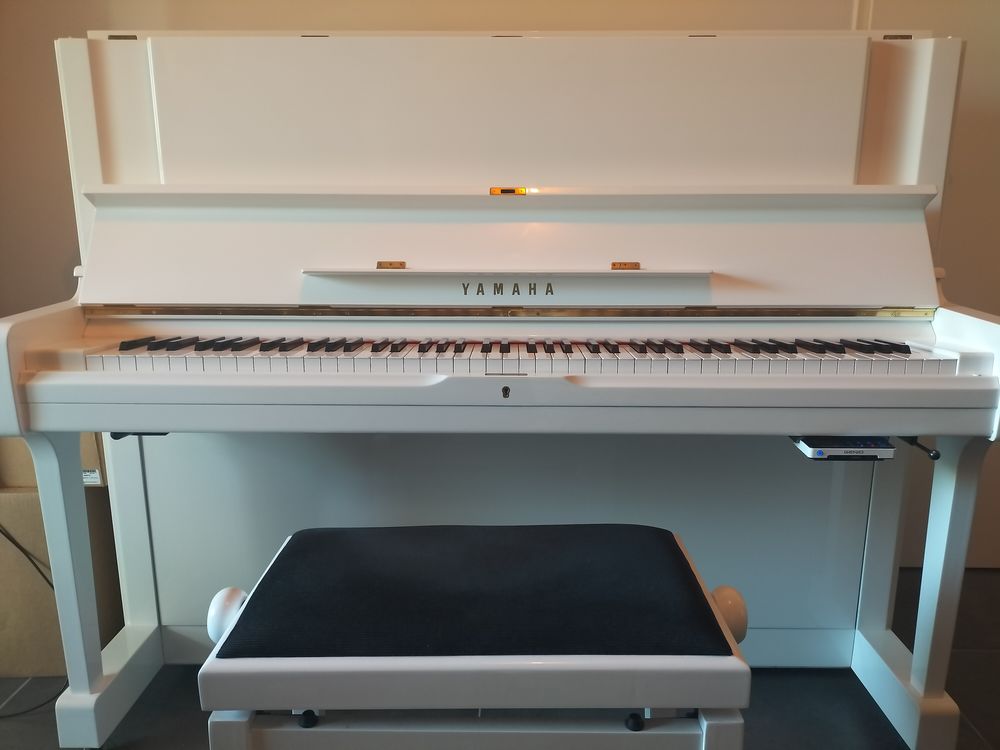 Piano semi pro/pro yamaha YUS 1 syst�me silent comme neuf 4990 Pignan (34)