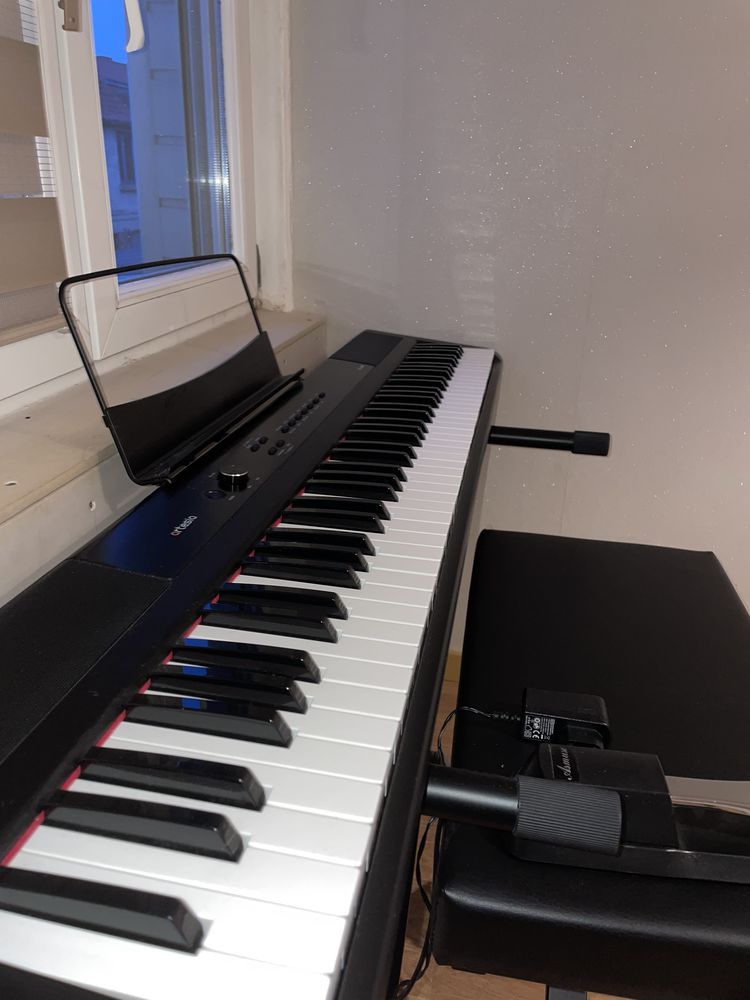 Piano synthétiseur  0 Calais (62)
